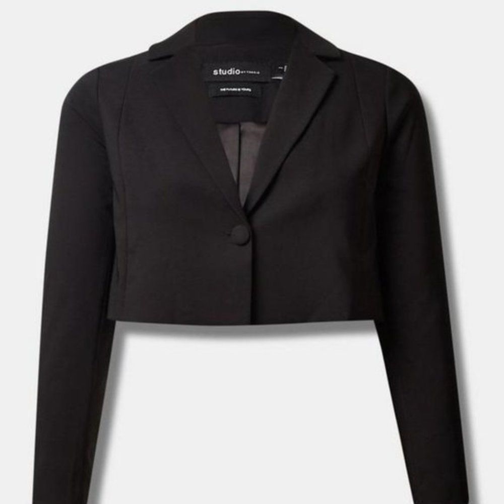 Torrid Studio Refined Crepe Cropped Blazer
